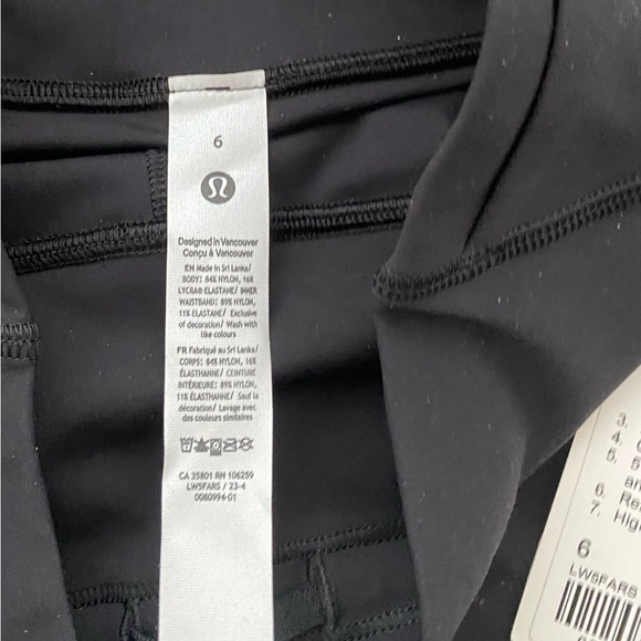 ⭐️ Lululemon Fast and Free High Rise Tight 25” with pockets Black Size 6⭐️ - Picture 8 of 11
